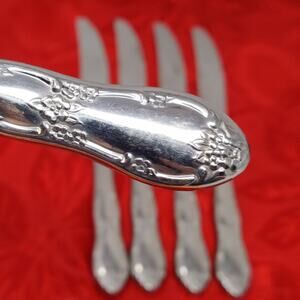 5X Wm A Rogers Oneida FENWAY DAYDREAM Dinner Butter Knives stainless silverware